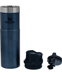 STANLEY CLASSIC TRIGGER-ACTION TRAVEL MUG 20 OZ Water