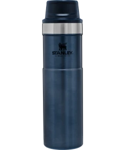 STANLEY CLASSIC TRIGGER-ACTION TRAVEL MUG 20 OZ Water