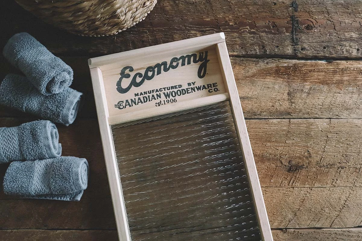 Canadian Woodenware Economy Glass Washboard Home, Farm & Garden 2 Canadian Woodenware Economy Glass Washboard Home, Farm & Garden