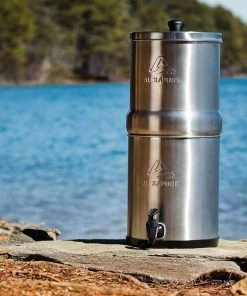 Alexapure Pro Water Filtration System (2.25 Gal)