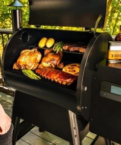 TRAEGER PRO 575 PELLET GRILL