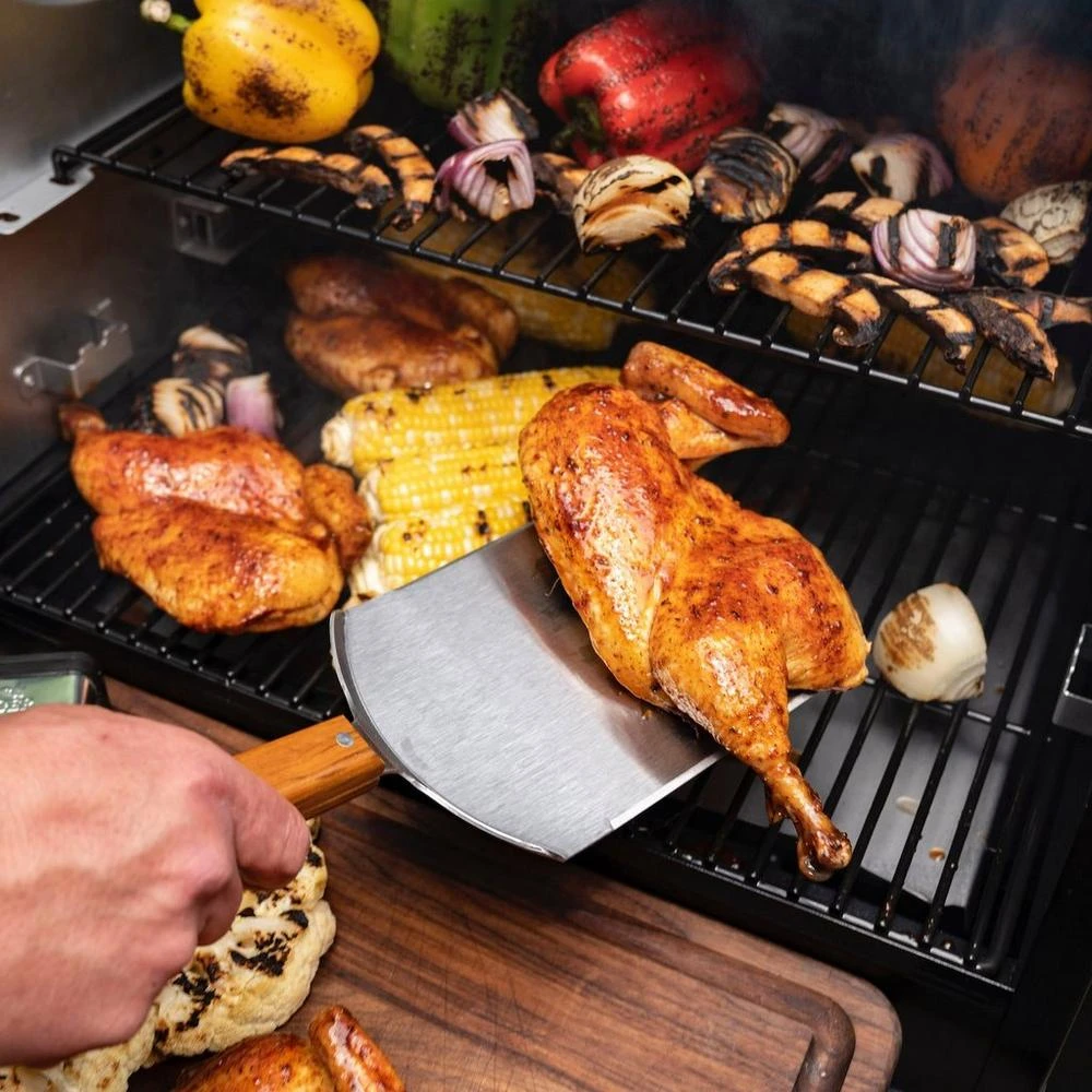 TRAEGER XXL BBQ SPATULA Traeger Accessories 4 TRAEGER XXL BBQ SPATULA Traeger Accessories