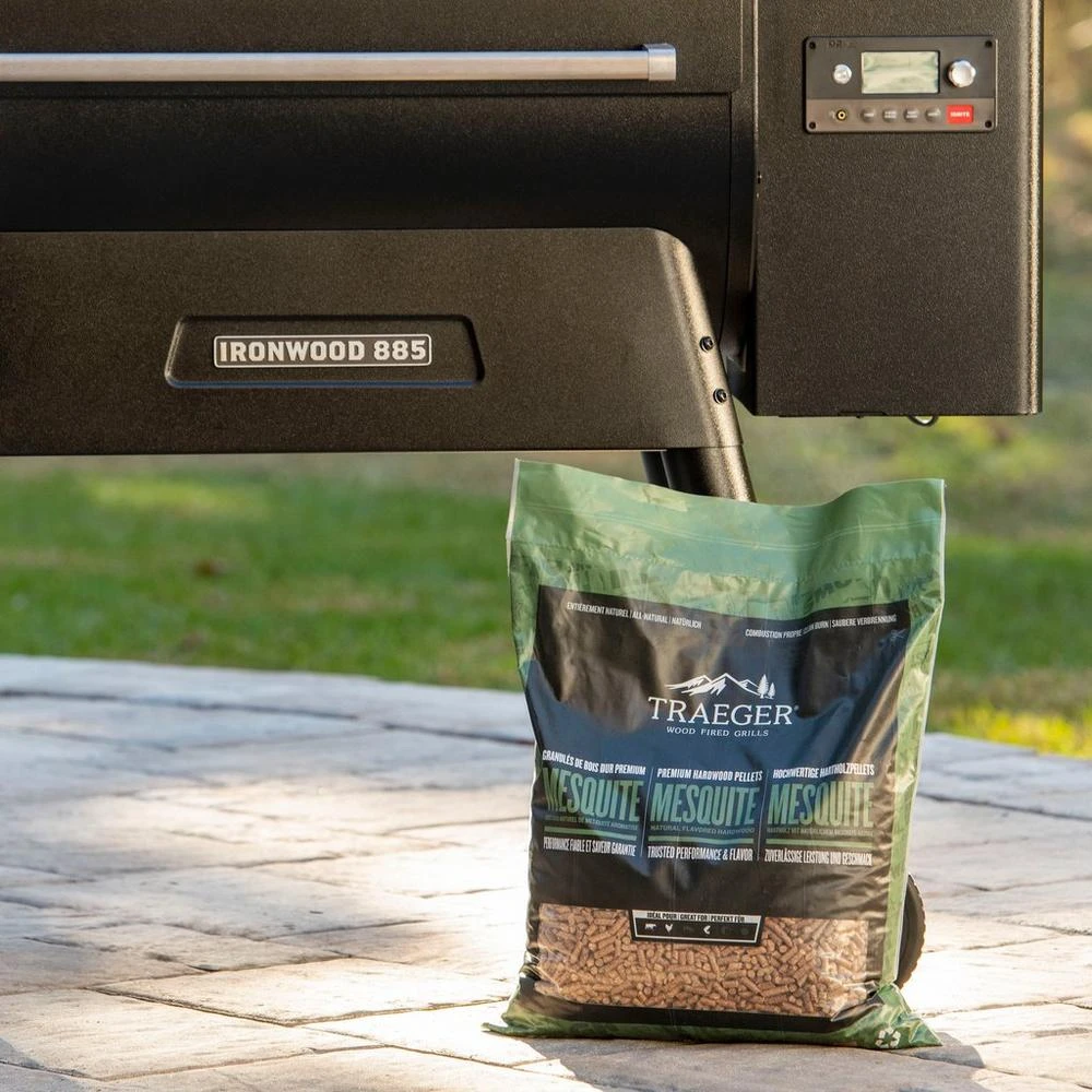 TRAEGER MESQUITE BBQ WOOD PELLETS 3 TRAEGER MESQUITE BBQ WOOD PELLETS