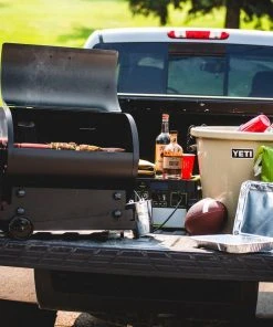 TRAEGER PORTABLE TAILGATER PELLET GRILL